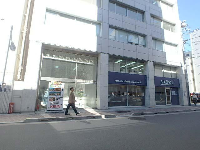 第３政木ビルエントランス①