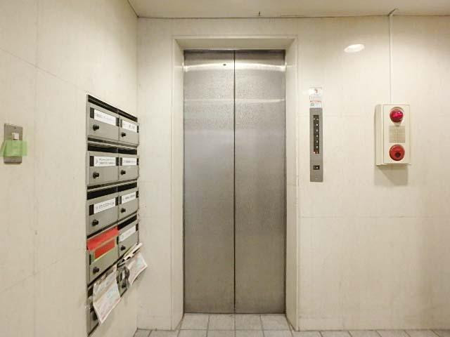 アイサンビルホール②