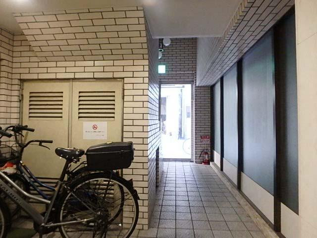 アイサンビルホール③