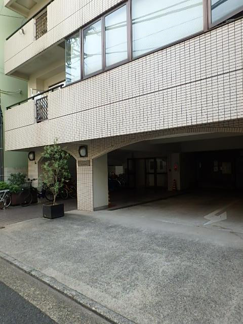 セントレービルエントランス①