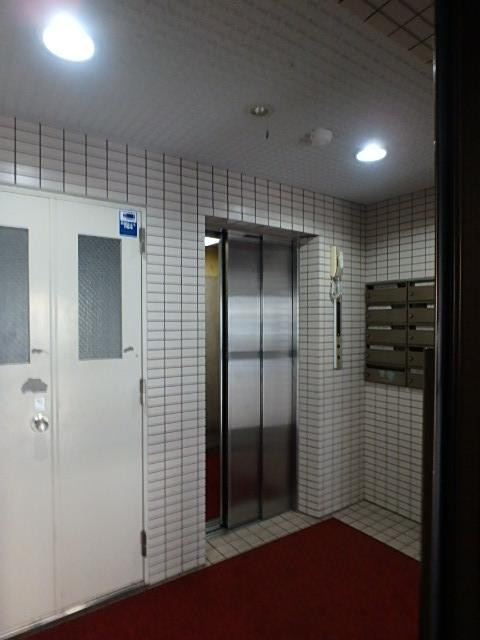 セントレービルホール①