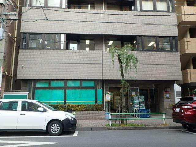 エントランス①