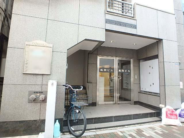 エントランス①