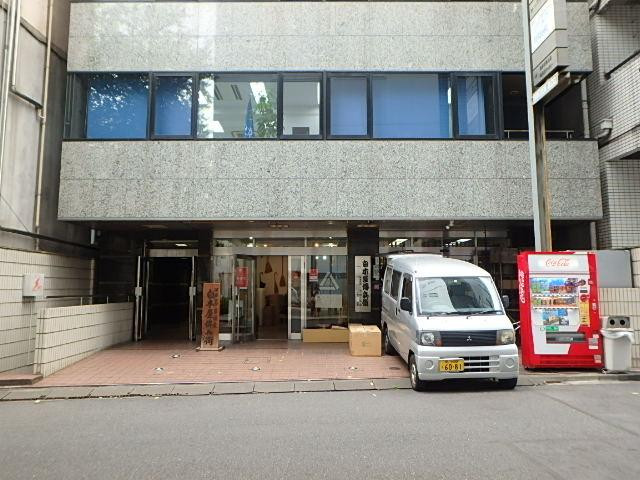 京橋白伝ビルエントランス①