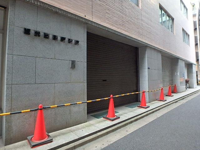 近代ビルエントランス①