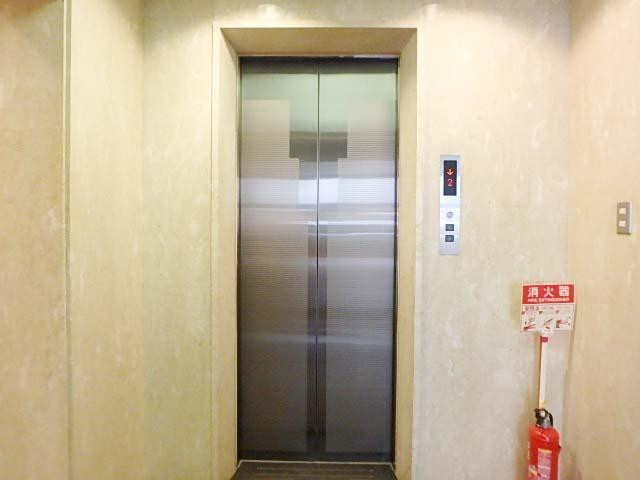 ホール②