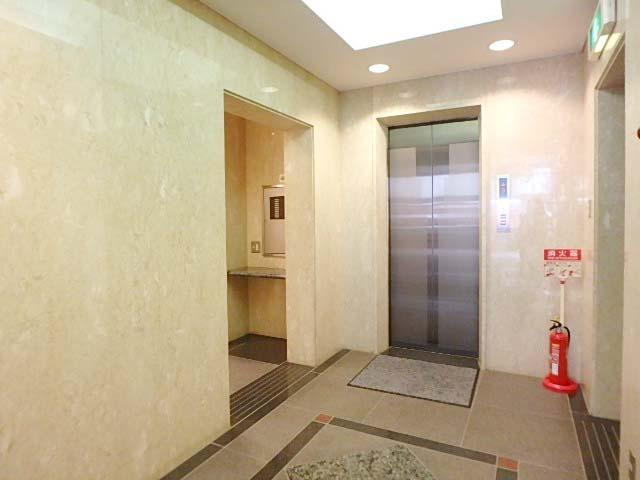 ホール①