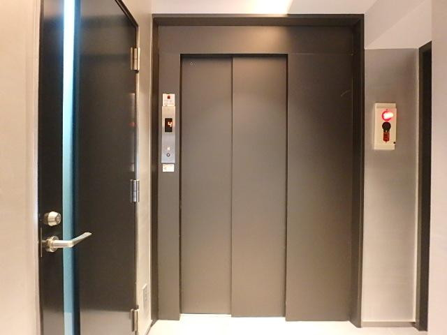 ＧＩＮＺＡ　ＥＡＳＴ　ＳＱＵＡＲＥ　ホール②