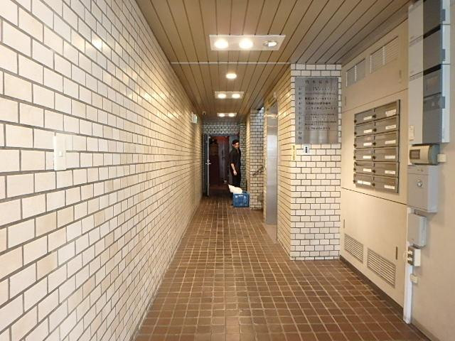ホール①