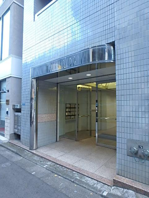 辰ビルエントランス②