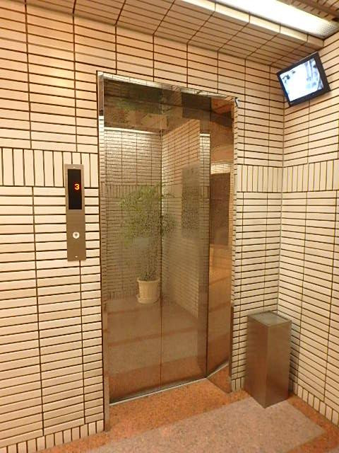 銀座吉澤ビルホール③