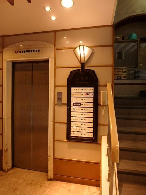 菊水・ダイアナ共同ビルホール②