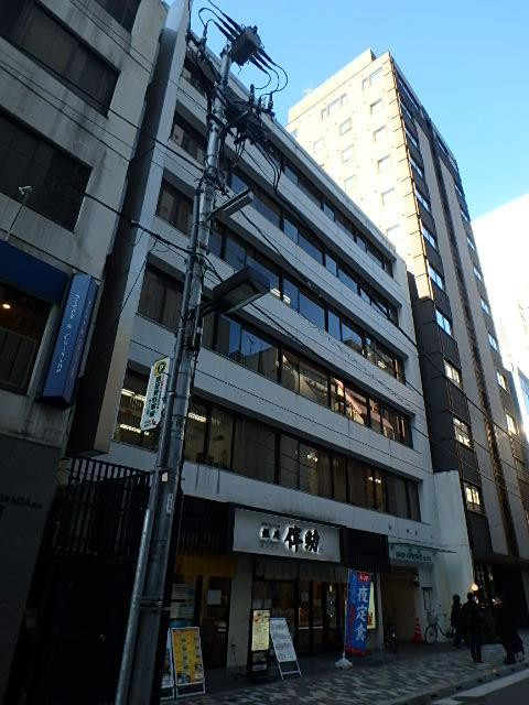 銀座ワカホビル外観②