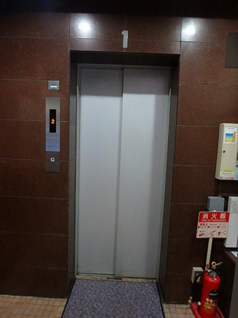ホール②