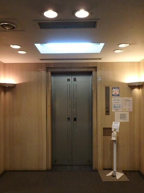 銀座３丁目ビルディングホール②