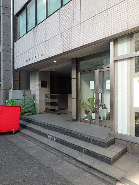 銀座中央ビルエントランス①