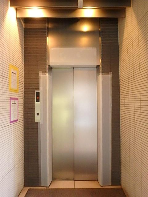 ホール②