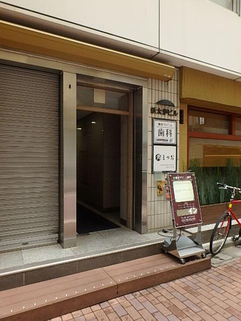 新太炉ビルエントランス①