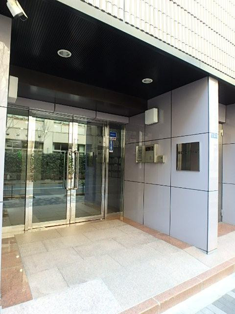 銀座エイワビルエントランス①