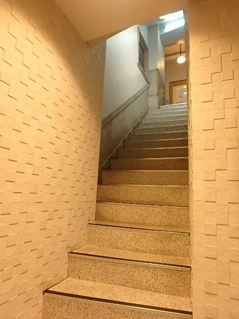 ホール③