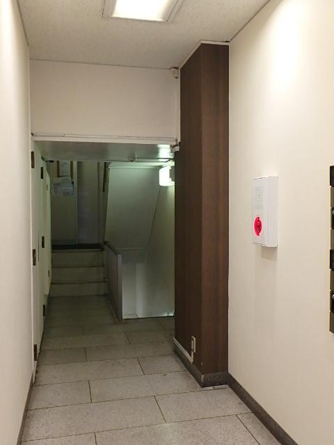啓徳ビルホール①