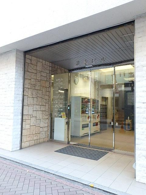 並木ビルエントランス①
