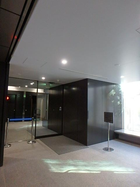 数寄屋橋ビルエントランス②