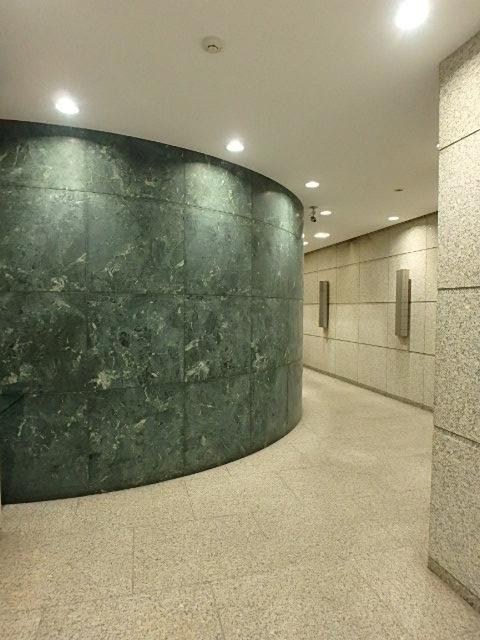 東海堂銀座ビルホール①