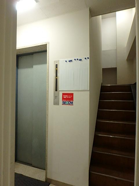 ホール②
