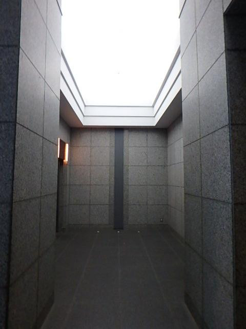 ホール①