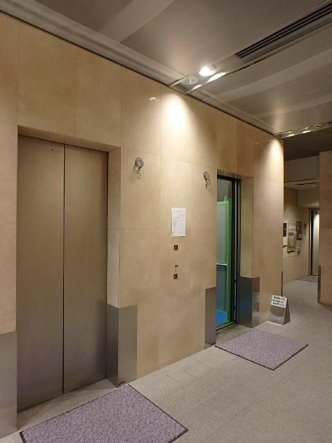 ホール②