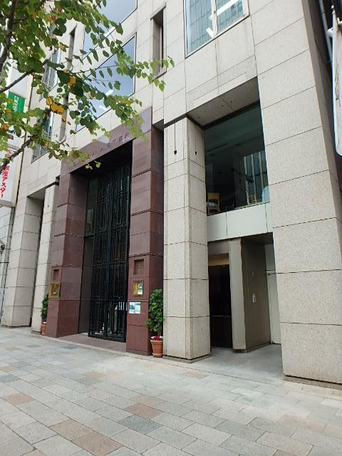 銀座アスタービルエントランス①