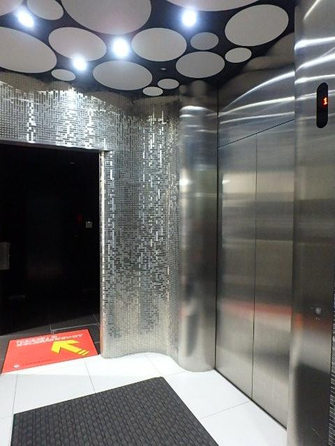 ホール③