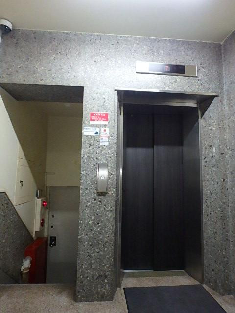銀座７丁目銀ビルホール③
