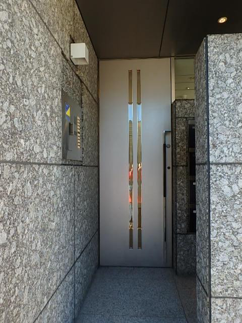 銀座プラザビルエントランス③