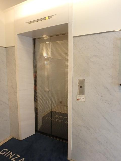 銀座プラザビルホール③