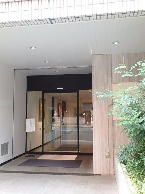 アーク銀座ビルディングエントランス③