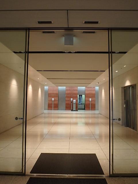 日土地銀座ビルホール①