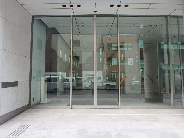 クロス銀座エントランス②