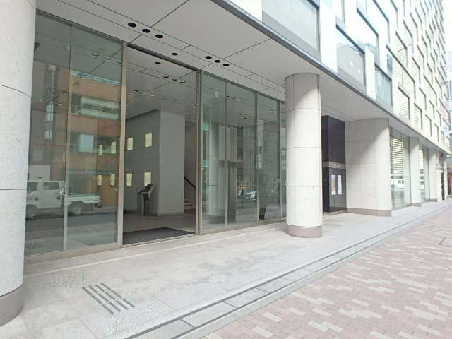 クロス銀座エントランス①