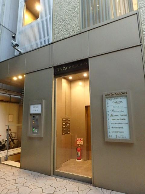ＧＩＮＺＡ　ＡＲＲＯＷＳエントランス①