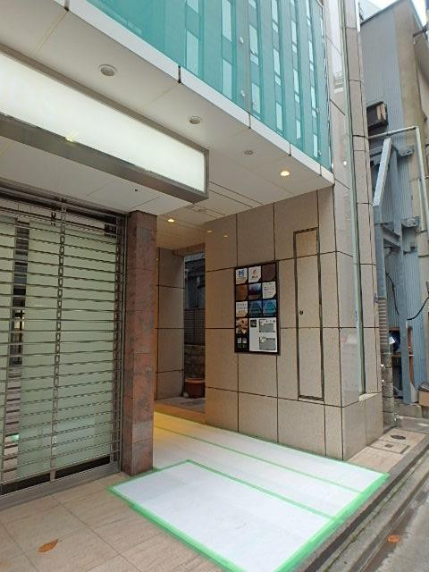 銀座１６１６ビルエントランス①