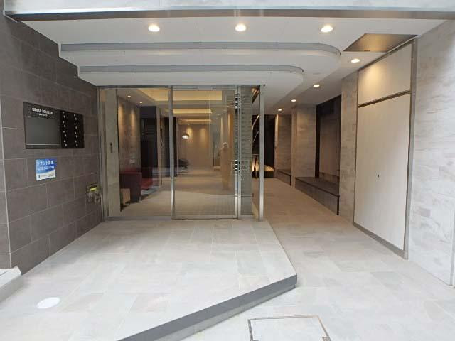 銀座スクエアエントランス②