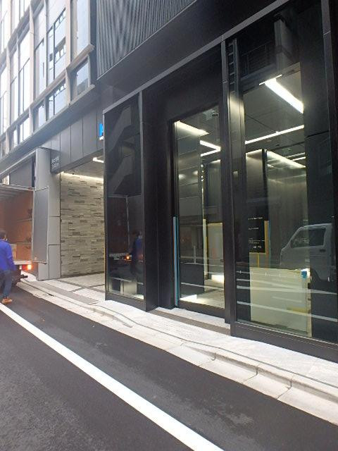 ヒューリック銀座１丁目ビルエントランス①