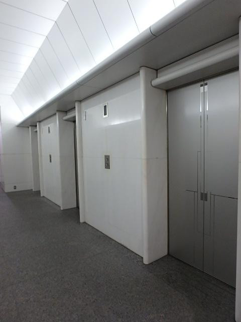 ＦＯＲＥＦＲＯＮＴ　ＴＯＷＥＲ　Ⅰホール③