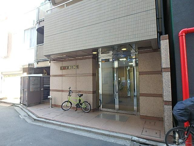 ナックスビルエントランス①