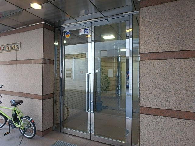 ナックスビルエントランス②