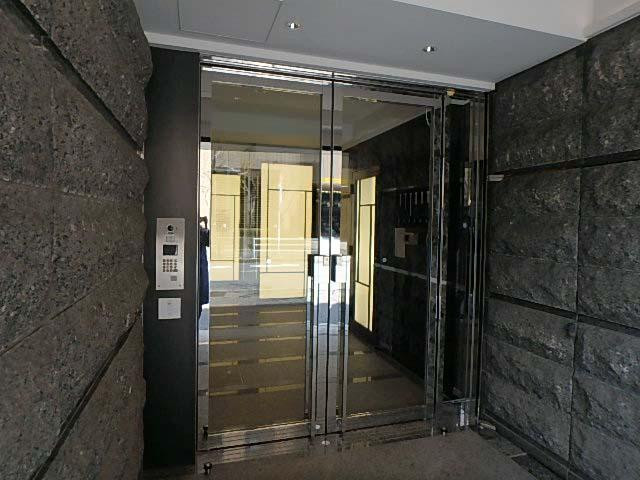 ＡＣＮ茅場町ビルエントランス②