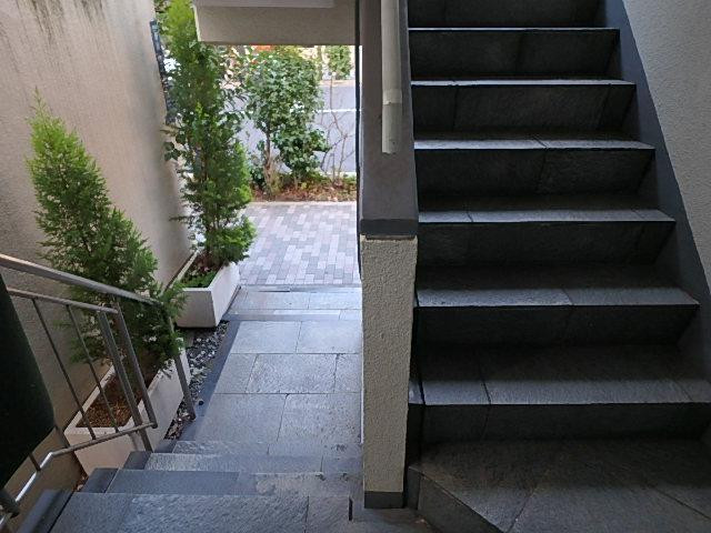 高野ビルホール②