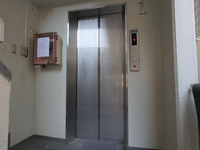 高野ビルホール①